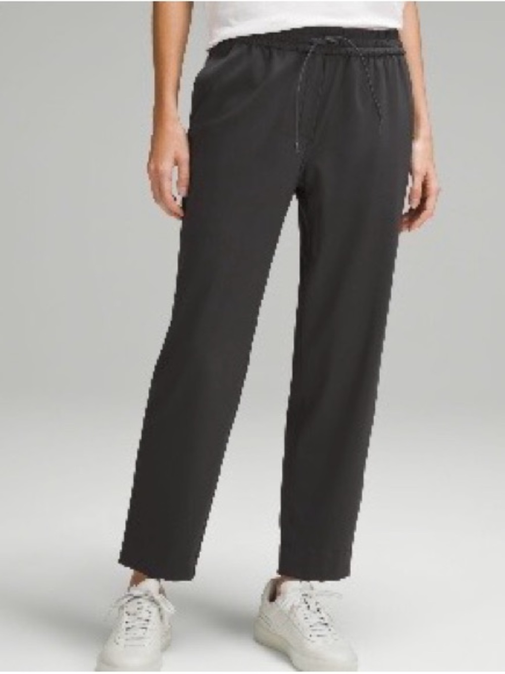 Lululemon Tapered Leg Mid Rise 7/8 Pant *Luxtreme
L graphite gray Good condition